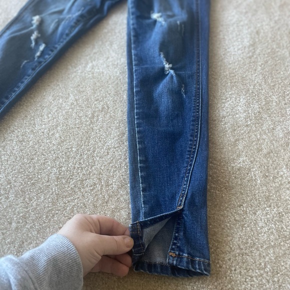 KanCan distressed ankle slit‎ skinny jeans. Women size 3/25 - Picture 10 of 14